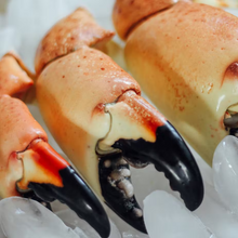 Load image into Gallery viewer, Ultimate: Large Claws For 4 With Caviar &amp; Key Lime Pie
